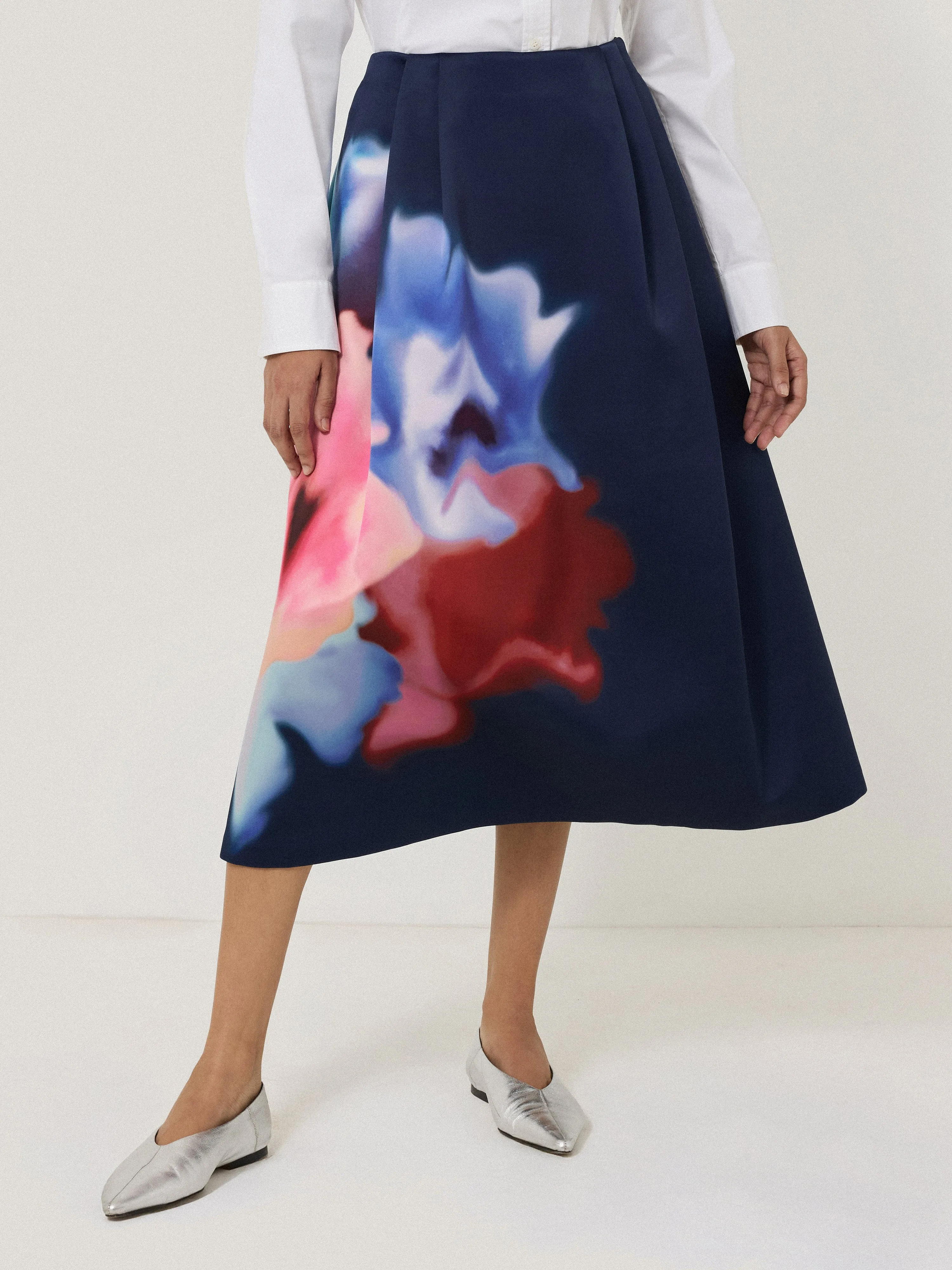 Dreamy Floral Volume Skirt | Navy