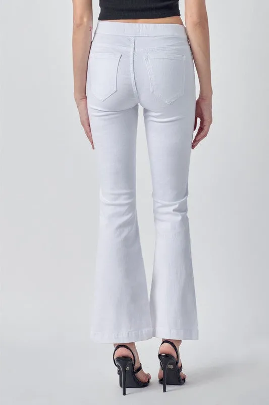 Hadley Cello Mid Rise White Flare Jeggings (Size XL)