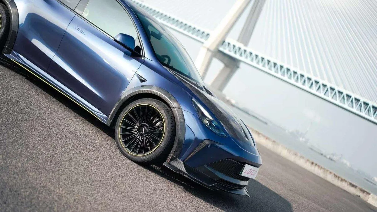 Robot Craftsman "STARSHIP" Side Skirts for Tesla Model Y Performance AWD Long Range RWD PP
