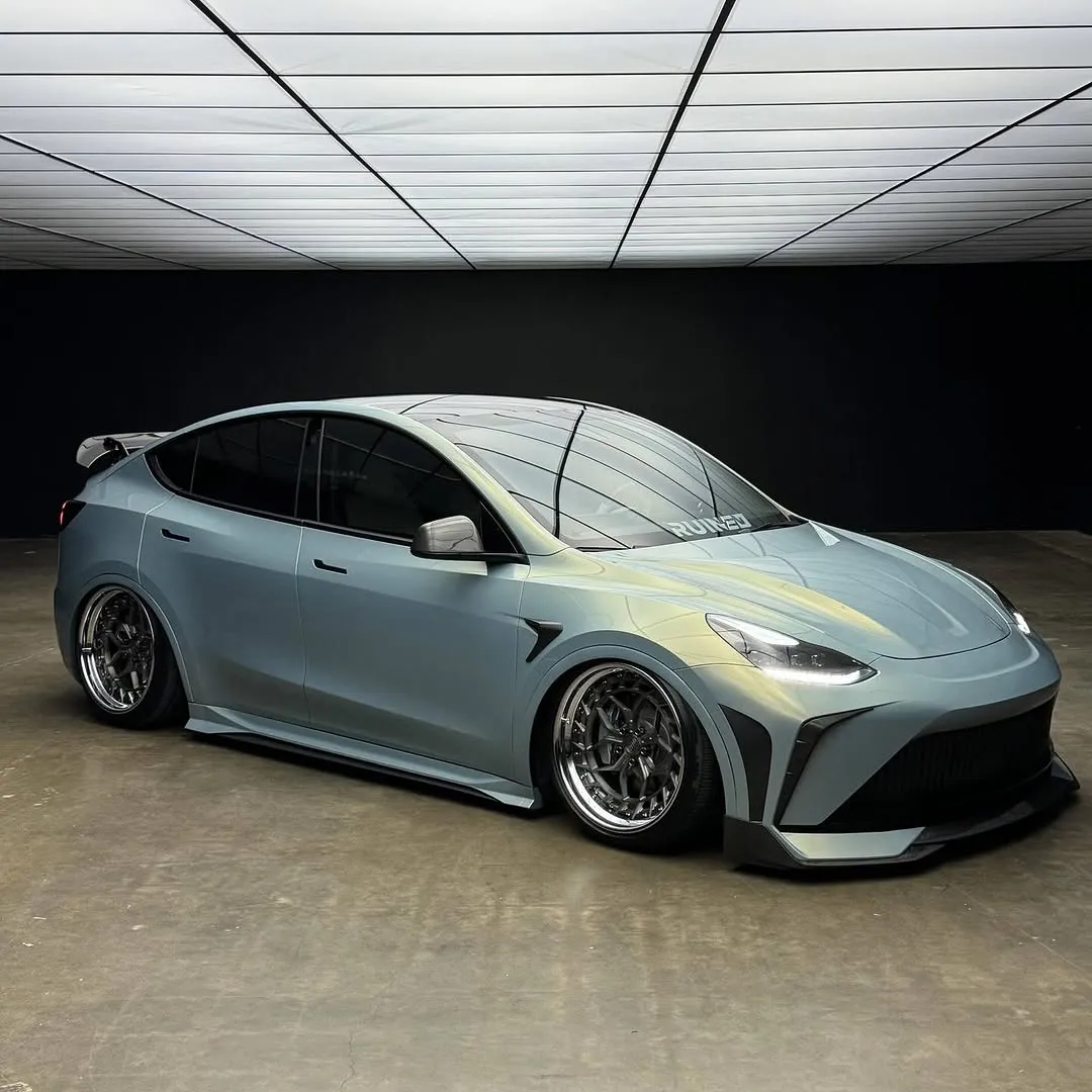 Robot Craftsman "STARSHIP" Side Skirts for Tesla Model Y Performance AWD Long Range RWD PP