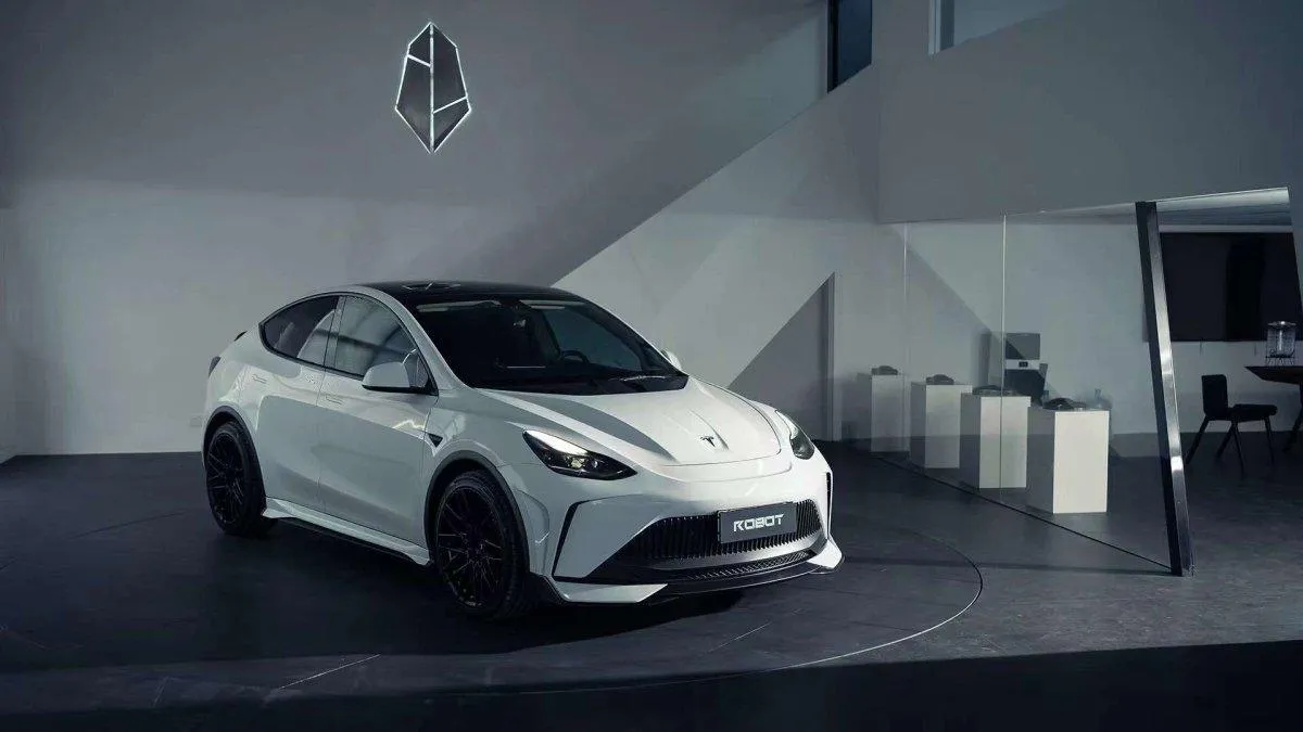 Robot Craftsman "STARSHIP" Side Skirts for Tesla Model Y Performance AWD Long Range RWD PP