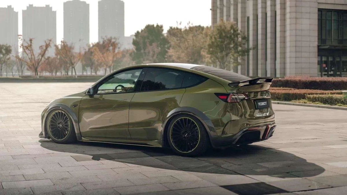 Robot Craftsman "STARSHIP" Side Skirts for Tesla Model Y Performance AWD Long Range RWD PP