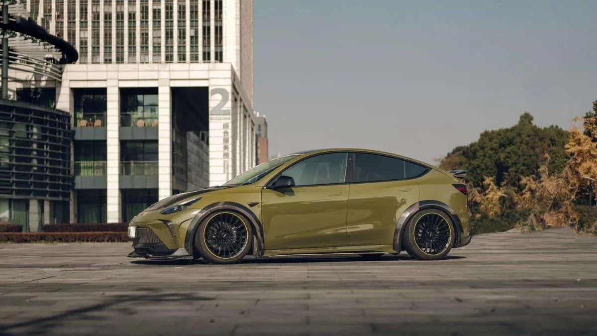 Robot Craftsman "STARSHIP" Side Skirts for Tesla Model Y Performance AWD Long Range RWD PP