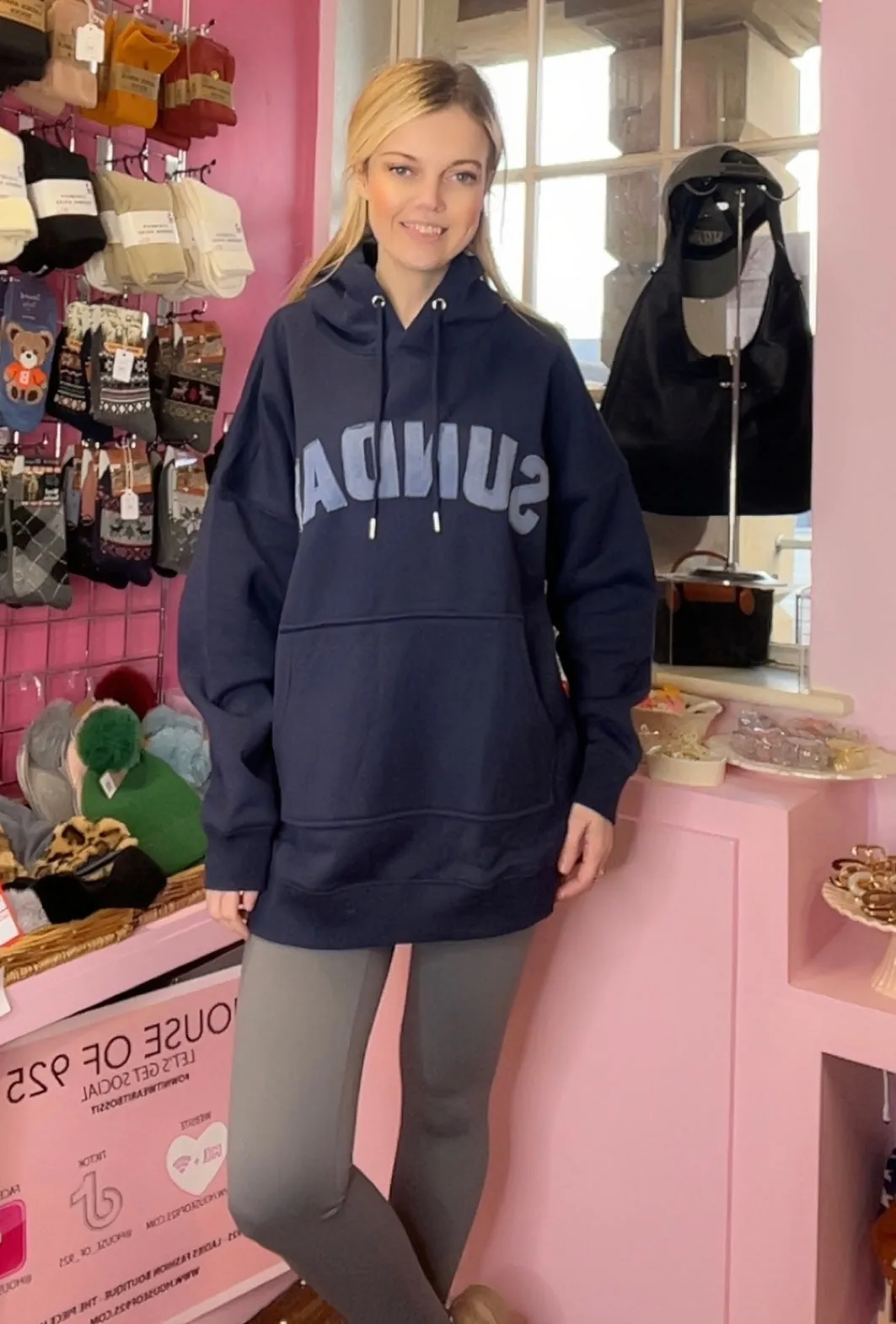 Sunday Hoodie / Navy