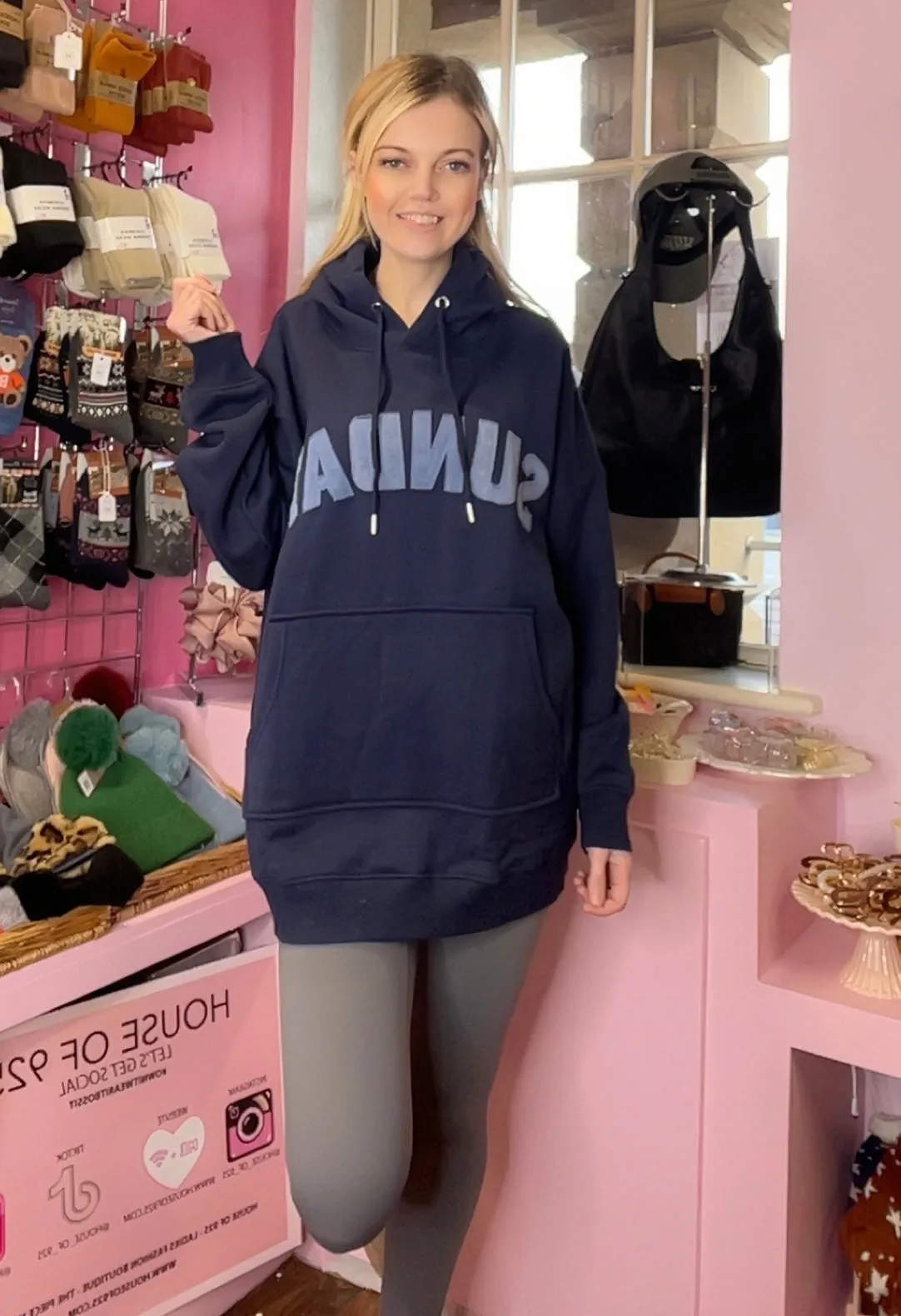 Sunday Hoodie / Navy