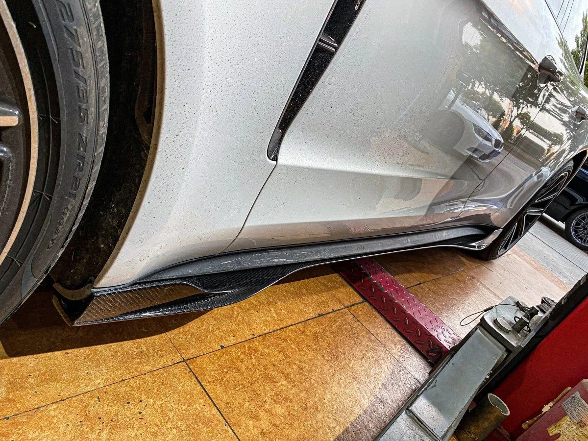 TAKD Carbon Side Skirts for Porsche Panamera 4 & 4S & Turbo 971 2017-ON Carbon Fiber